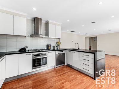 126 Strathaird Drive, Narre Warren South
