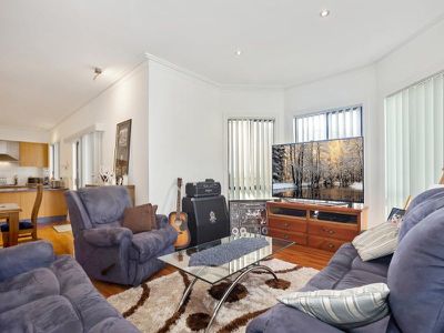 12 Peter Drive, Sunshine West