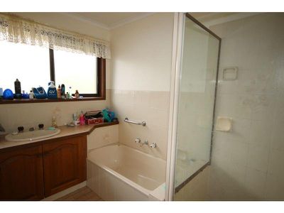 Unit 2 / 53 The Fairway, Tura Beach