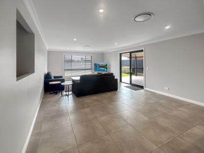 33 Mortlock Avenue, Dubbo
