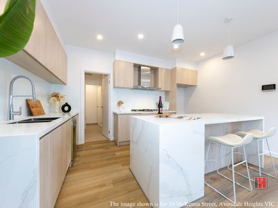 8B Norma Court, Avondale Heights