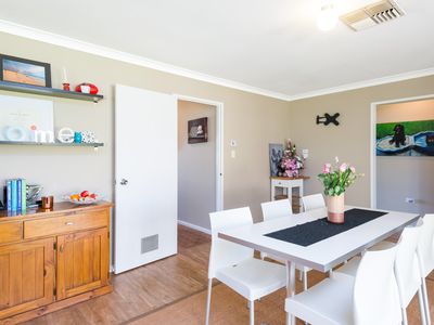 24 Holroyd Way, Boulder