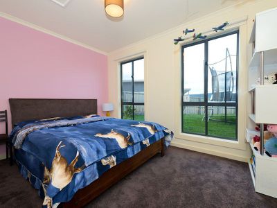 34 Ineke Drive, Kingston