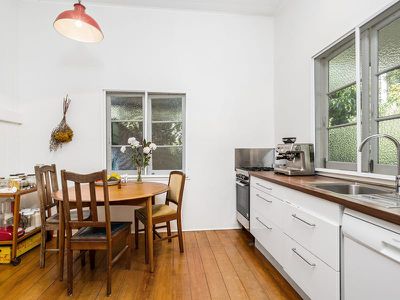 4 Clifford Street, South Golden Beach