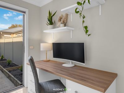52 McEwan Drive, Cranbourne East