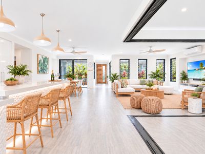 32 Iridescent Drive, Trinity Park