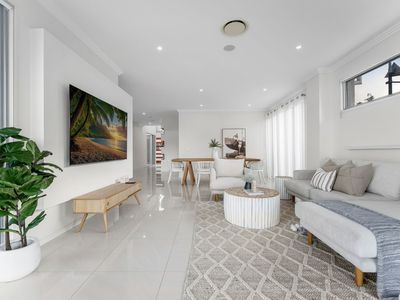 29 Cova Boulevard, Hope Island