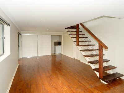25 Palm Drive, Mooloolaba