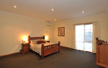 24 North Hidden Valley Circuit, Beaconsfield