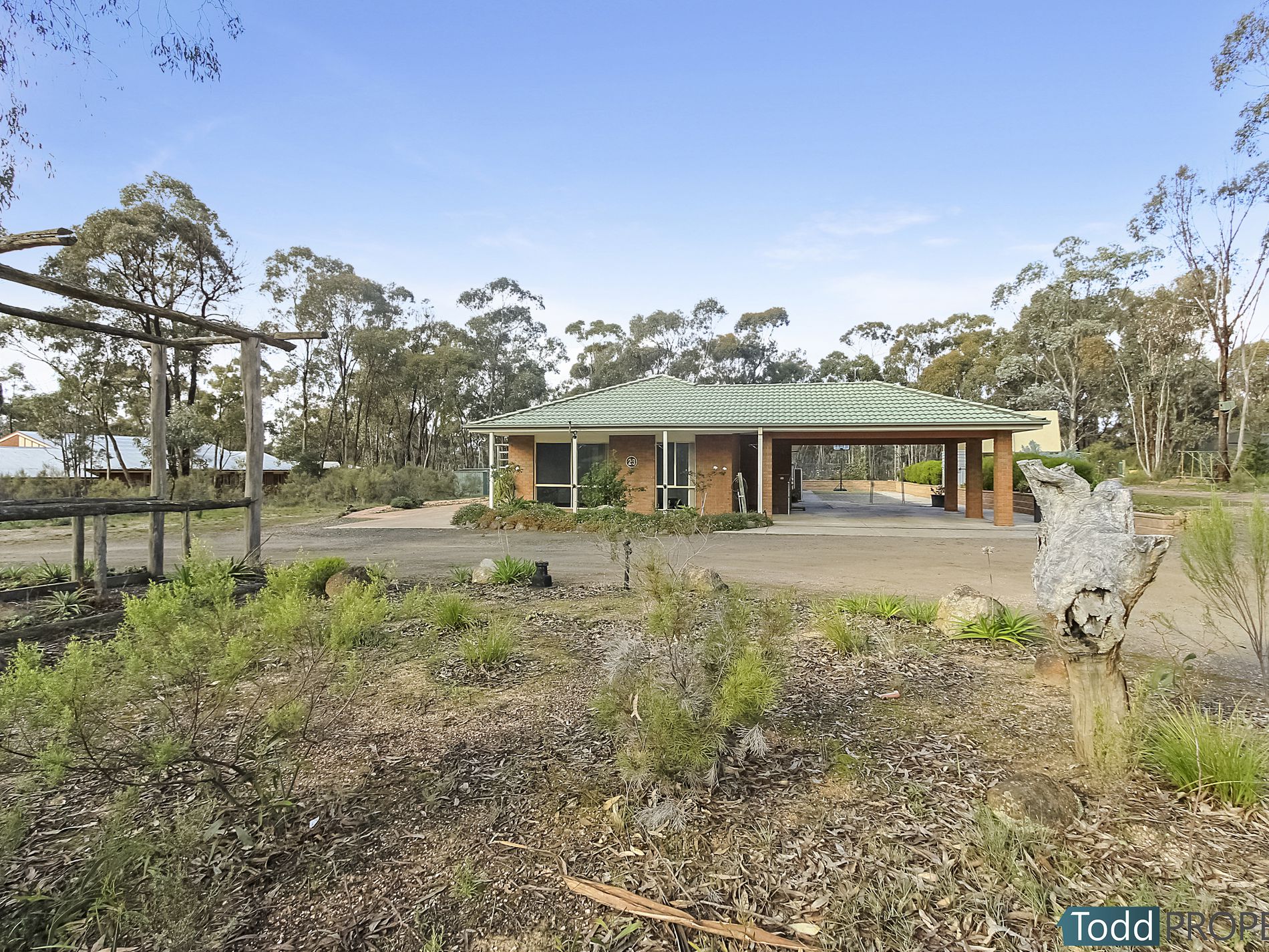 23 Braeside Drive, Junortoun
