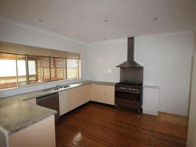 5 The Boulevarde, Yagoona