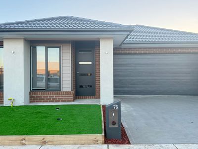 76 Buckingham Boulevard, Strathtulloh