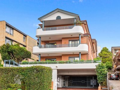 4 / 5 Gowrie Street, Ryde