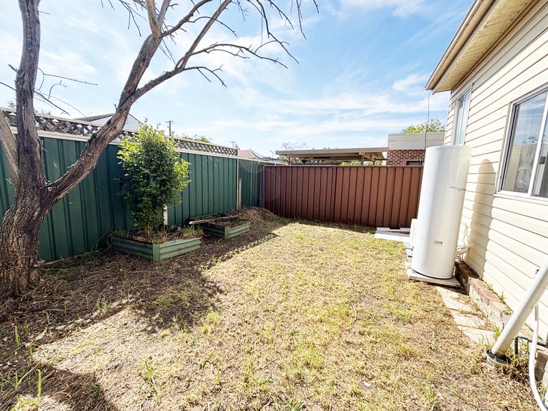 140a Roberts Road, Greenacre