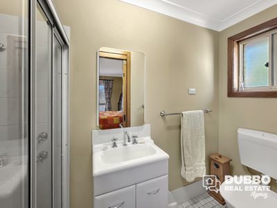 10 Beatrice Place, Dubbo