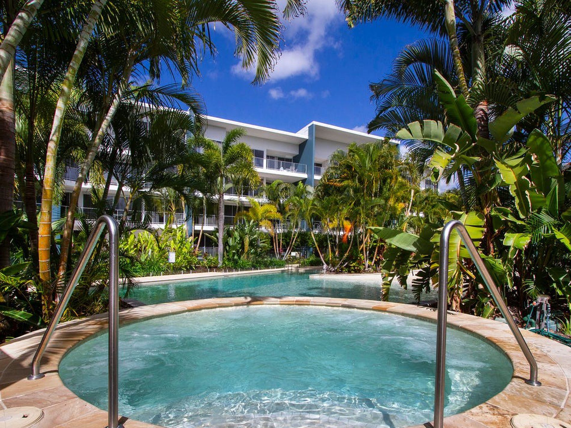 1318 / 2 Activa Way, Hope Island