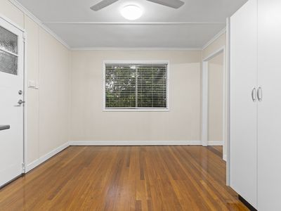 10 Yulan Street, Inala