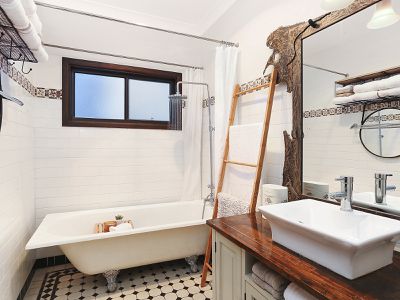 99 Heaslip Street, Mangerton