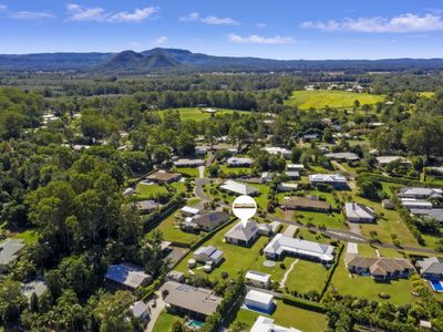 13 Sharyn Place, Glass House Mountains