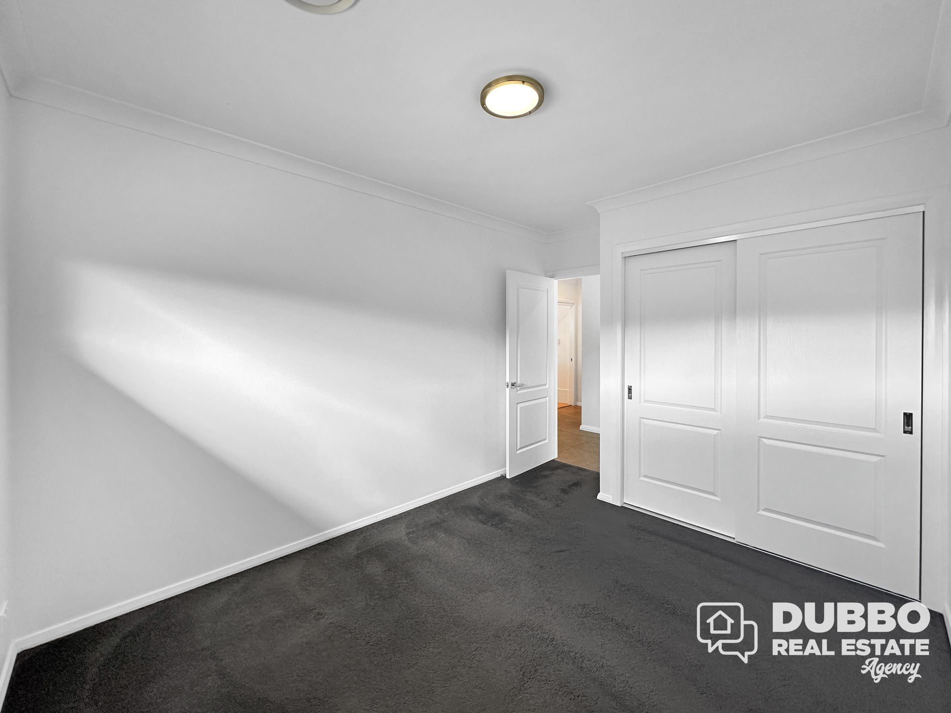 11 Waterfall Crescent, Dubbo