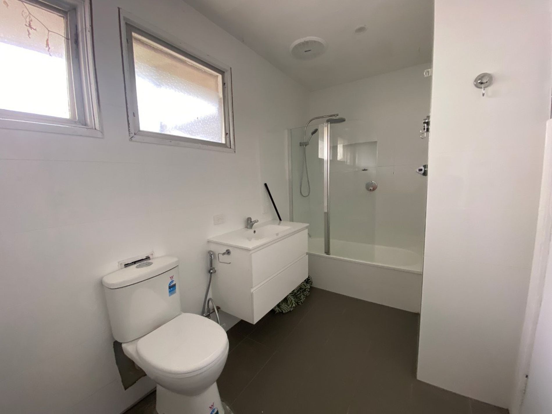 6 / 3 Doolan Street, Werribee