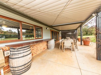 6R Harefield Road, Dubbo