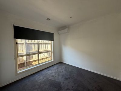 9 Swallow Street, Werribee