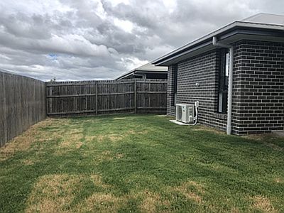 5 Janet Street, Walloon