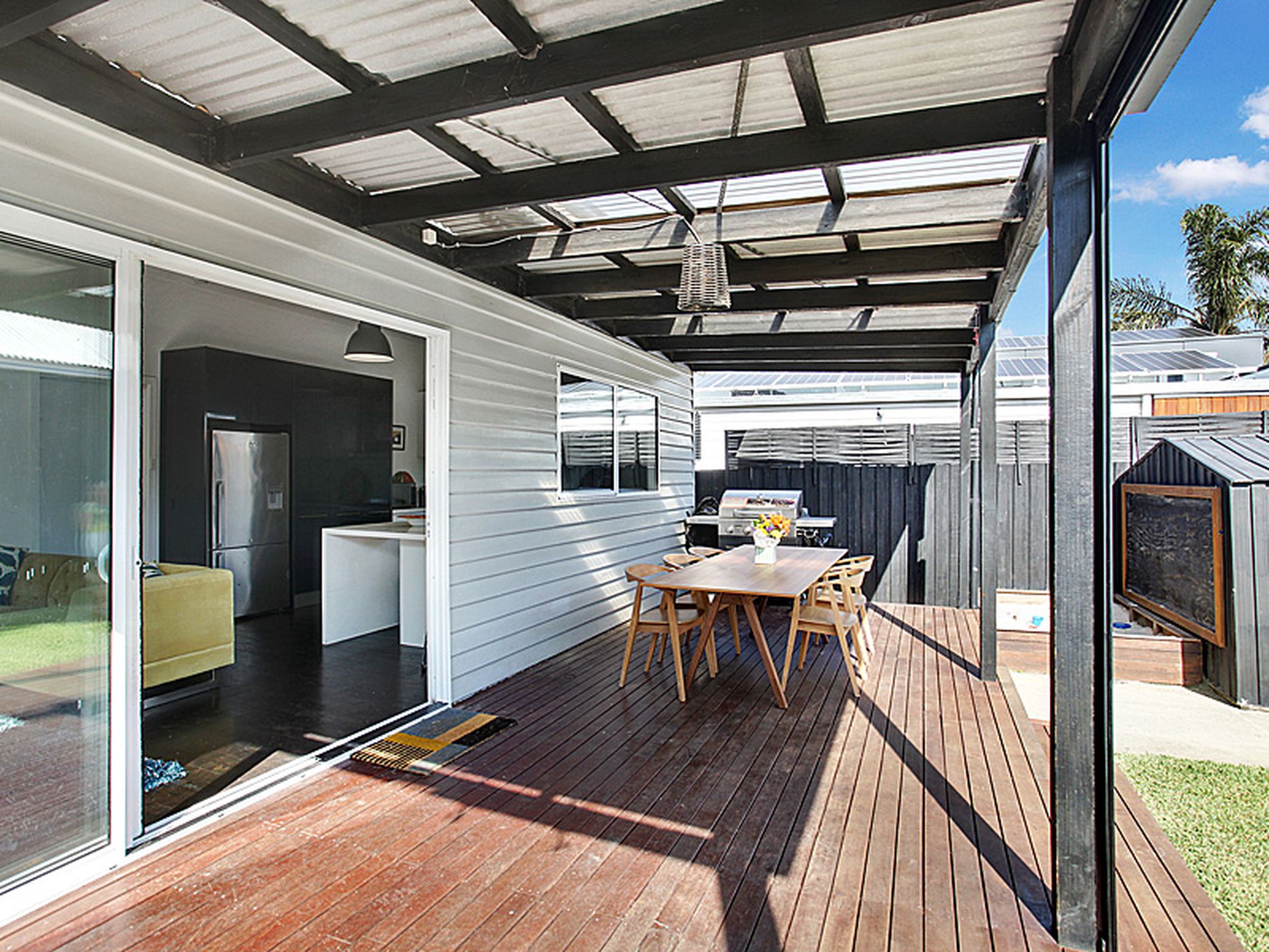 15 Oxford Street, Newport