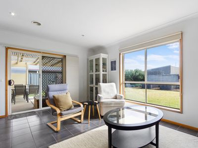 20 Pelican Court, Sale