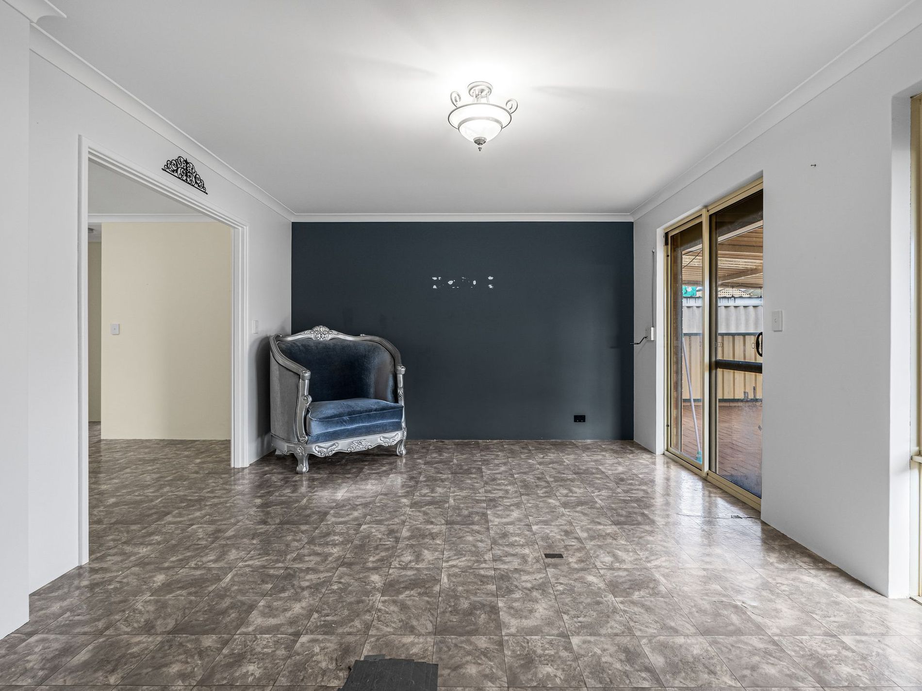 6 Tuscany Place, Caversham