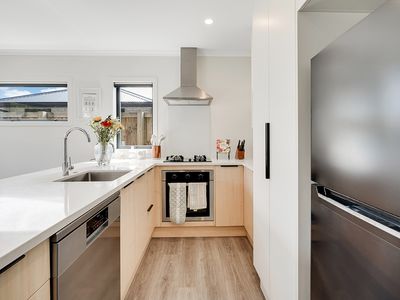 2 / 11 Forster Avenue, Hillcrest