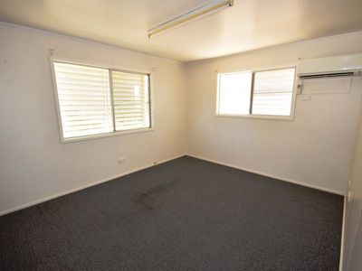 82A Eagle Street, Longreach