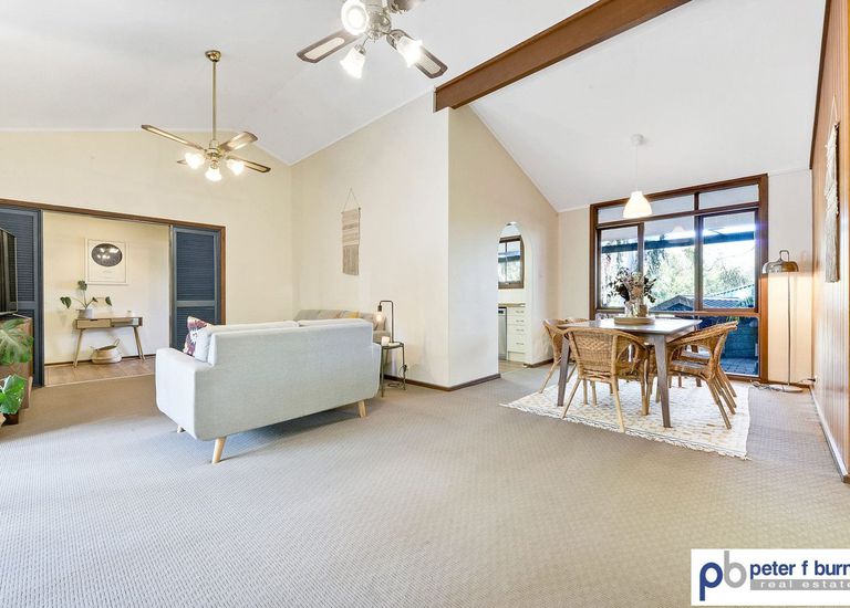 6 Vine Crescent, Happy Valley