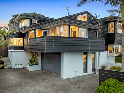 556 Beach Road, Rothesay Bay