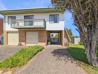 16 Kianga Parade, Kianga