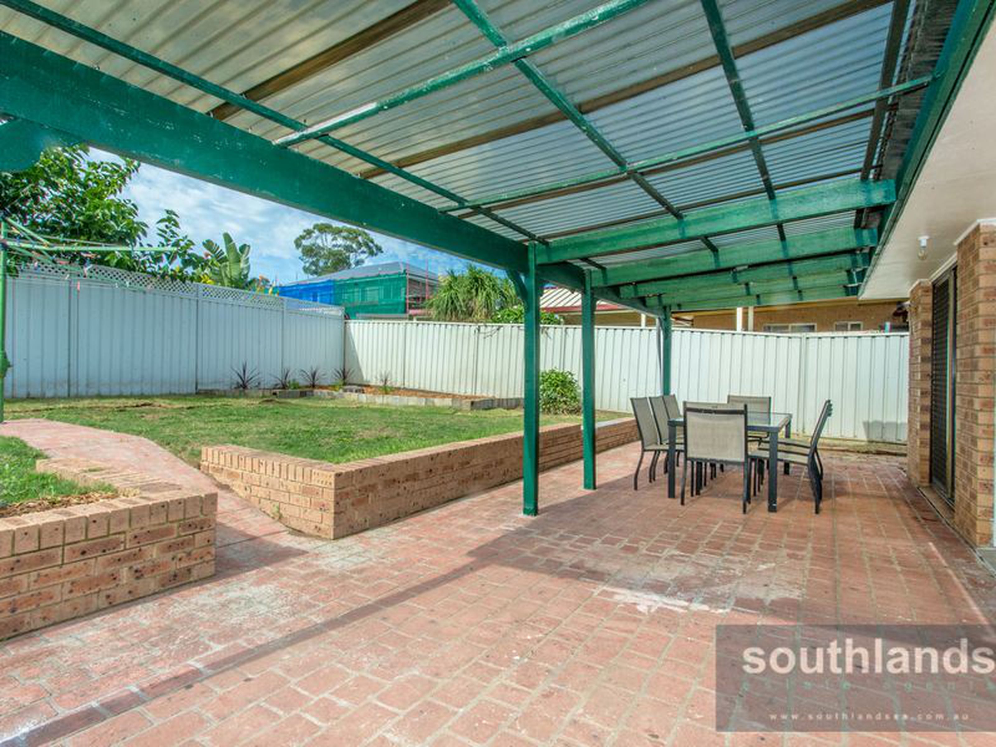 16 Dilga Crescent, ERSKINE PARK