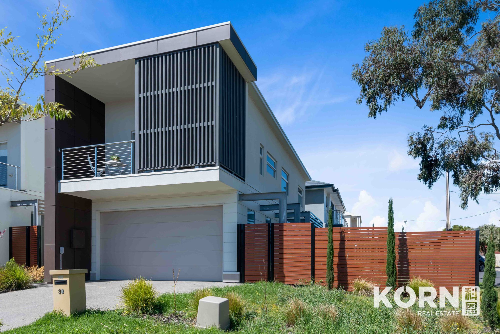 38 Woodley Avenue, Newton