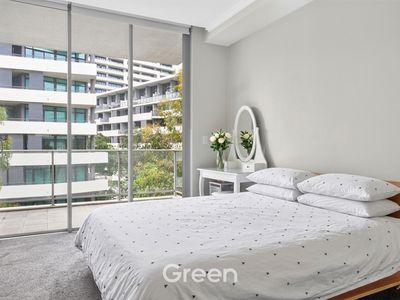 A708 / 40 Shoreline Drive, Rhodes