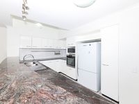 135 Macquarie Street, Teneriffe