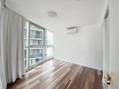 1708 / 241 Harbour Esplanade, Docklands