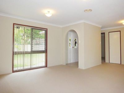 3 Drewie Court, Rochedale South