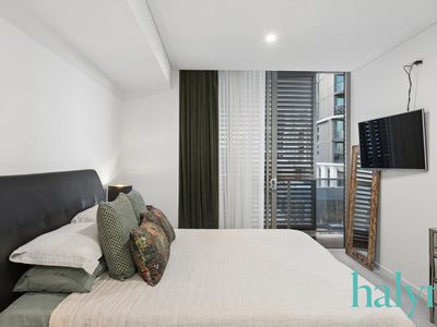 703 / 8 Moreau Parade, East Perth
