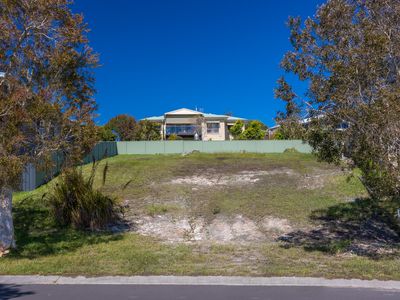 77 Golden Wattle Drive, Ulladulla
