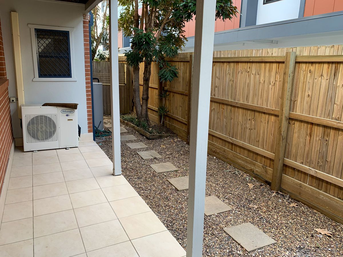 4 / 30 Cambridge Street, Carina Heights