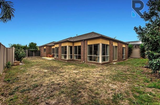 16 Explorers Place, Craigieburn