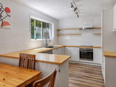 1 / 8 Victor Street, Alexandra Headland