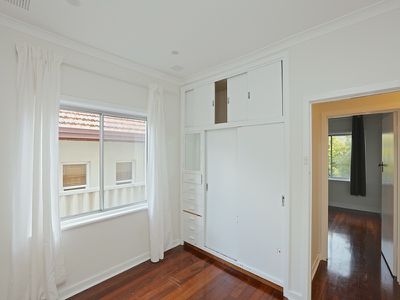 8 Shearn Crescent, Doubleview