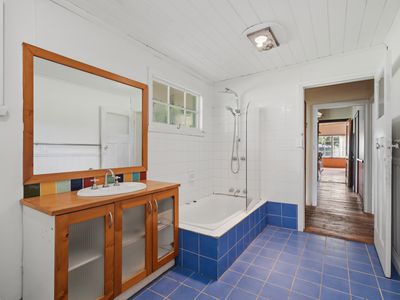 12 Shepperds Lane, Elliott