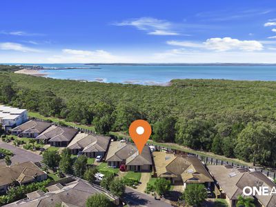 175 / 230 Pulgul Street, Urangan